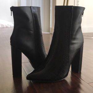 Lulus Karin Black Crocodile High heel boots
